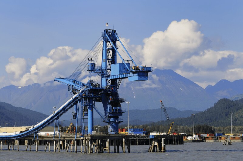 Conveyor at port
