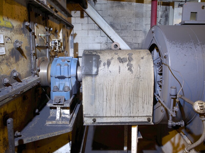 Belt feeder