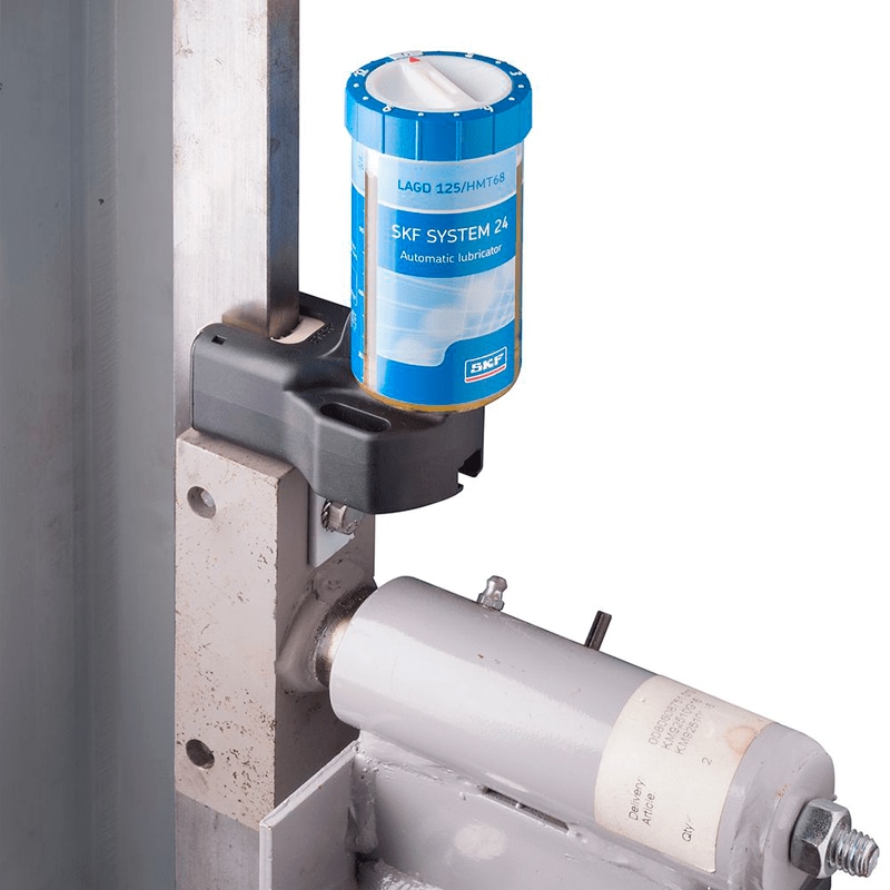 Elevator lubrication with SKF SYSTEM 24 Elevator lubrication with SKF SYSTEM 24